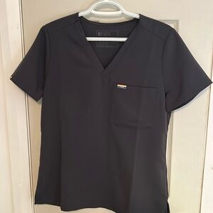 FIGS Set Pride Catarina top & Pride Livingston High waisted pants in charcoal